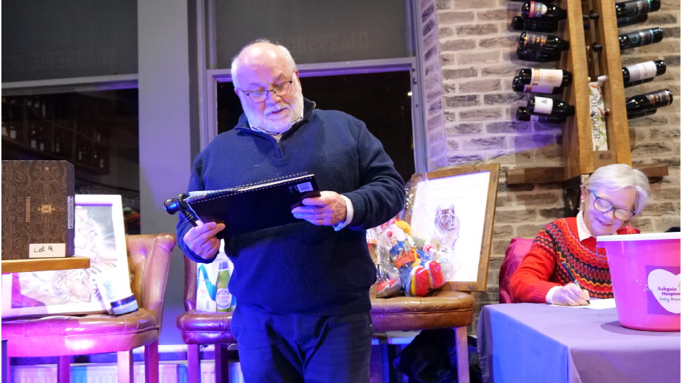 Ashgate Auction Auctioneer